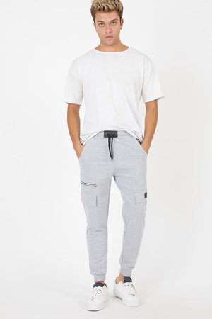 Fermuar ve kapak detaylı eşofman altı