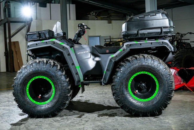 Квадроцикл болотоход!