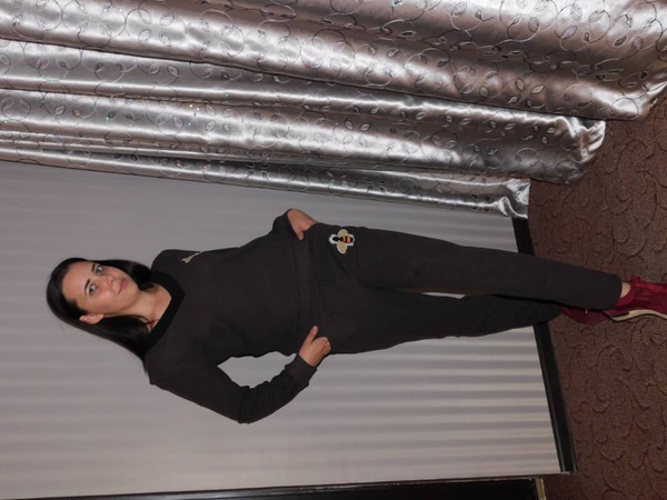 Женские костюмы