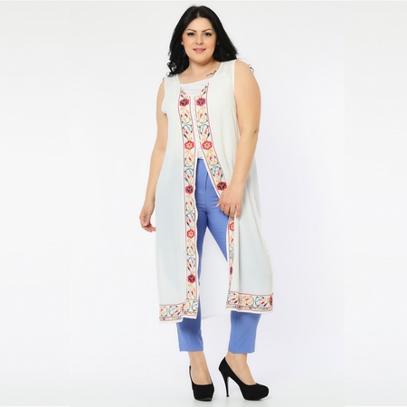 Büyük Beden Nakışlı Yelek