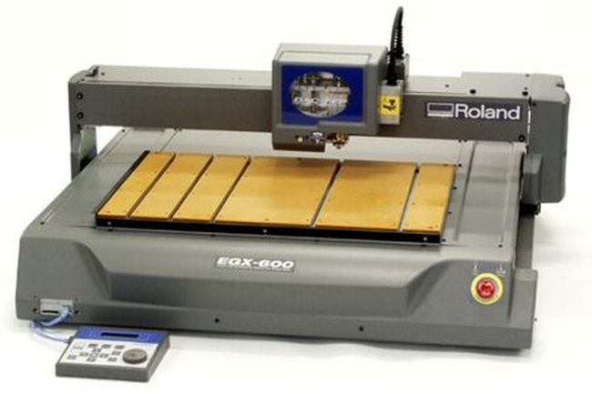 Roland EGX-600 CNC Kazıma Makineleri