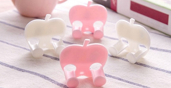 Держатель для вилок электроприборов настенный