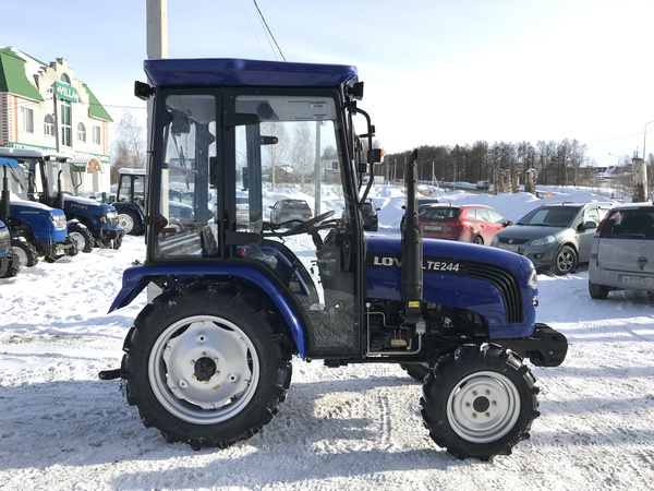 "Lovol TE-244 кабина (1 гидровыход)"