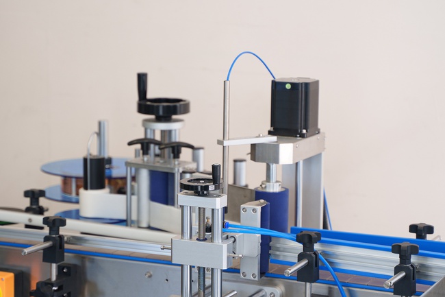 Комплект этикетировочного оборудования ЭМ05.05