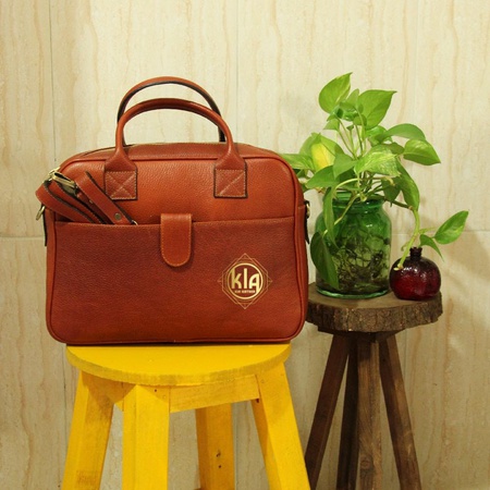 Cow leather engineering bag code 102