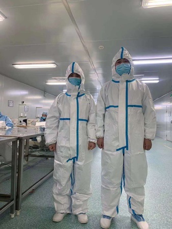 Защитный костюм