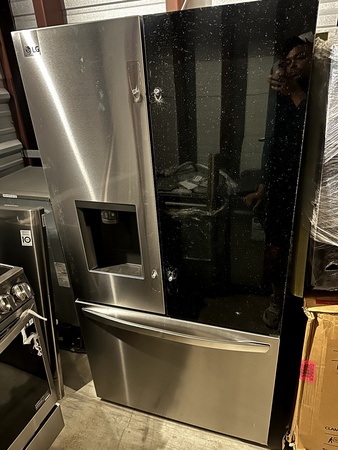 LG 25.5 Cu. Ft. Умный холодильник с французской дверью и глубиной