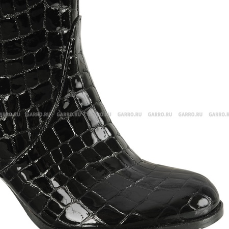 Сапоги 715 чёрные, натуральный лак