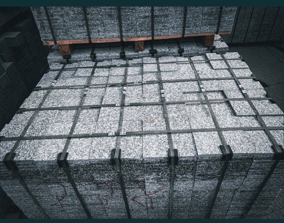 Granite stone blocks color gray Kuksaroy