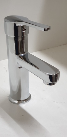 FAUCET ДУШ И АКСЕССУАРЫ ДЛЯ ВАННЫ