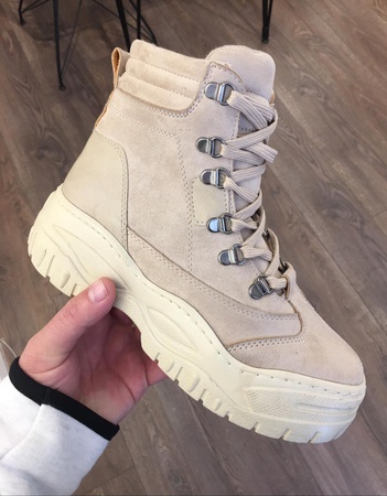 обувь женская ( ботинки, сапоги, кроссовки)