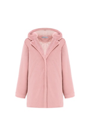 Шубы меховые с капюшоном