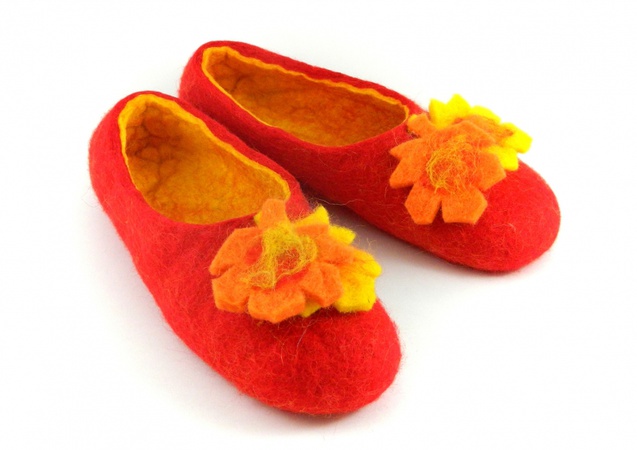 Мягкие домашние тапочки «Листочки»