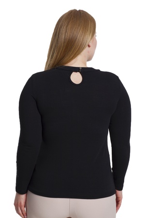 Блузка с воротником большого размера