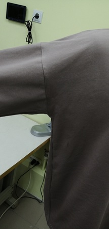 Футболки женские и мужские