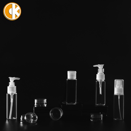 Пластиковые флаконы + распылители