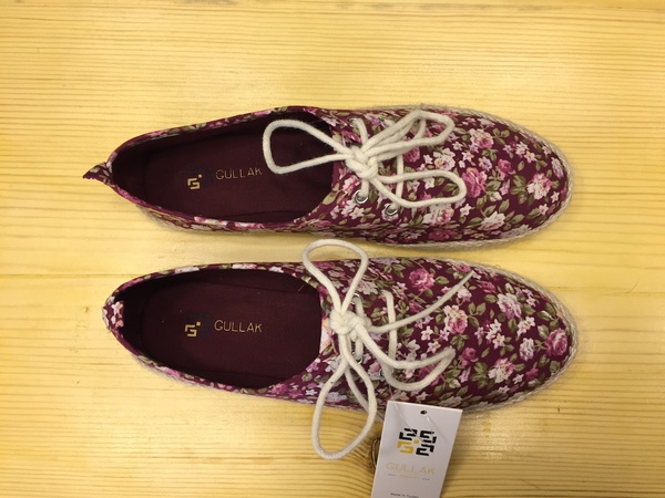 Quality stylish women footwear