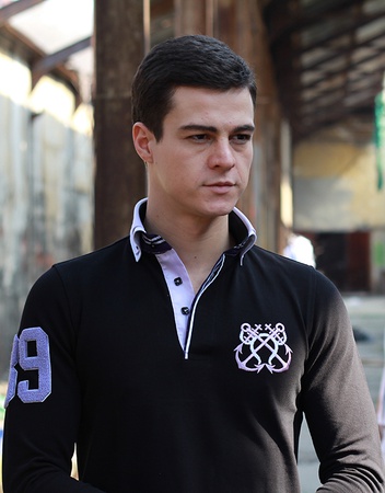 Мужская рубашка поло