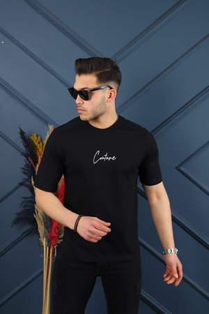 Мужская футболка полу оверсайз