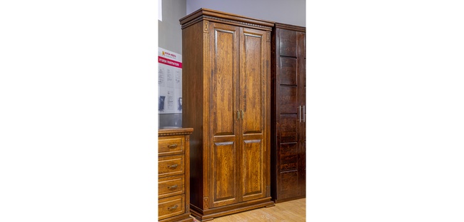 Шкафы из 100% массива дерева. Все виды