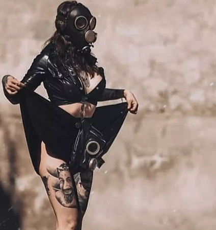 V_hayra markalı sırt çantası