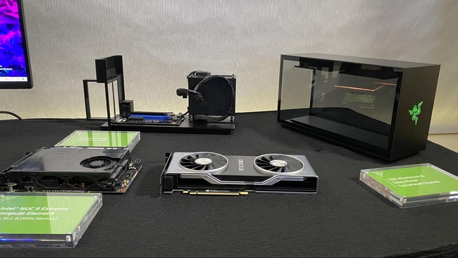 Игровой настольный компьютер Razer Tomahawk с графическим процессором GeForce RTX 3080 и Intel NUC