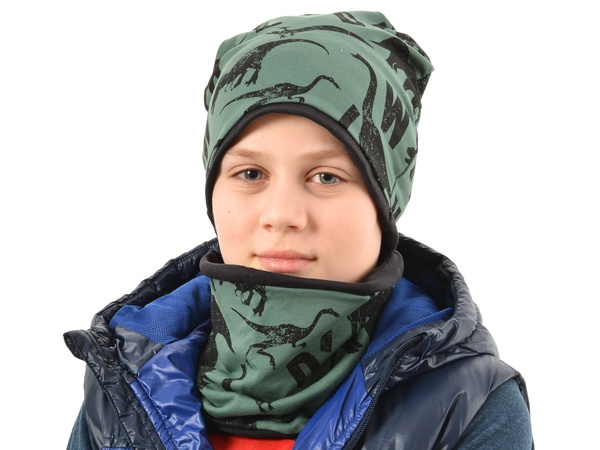 Eşarplı örme bebek şapkaları