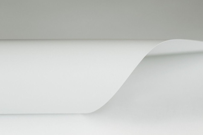 Gergi tavanlar ve onlar için aksesuarlar