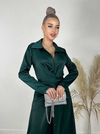 Платье с пуговицами