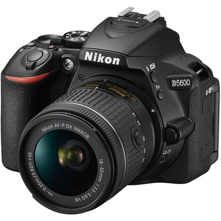 Nikon D5600 DSLR Fotoğraf Makinesi, 18-55mm Lensli