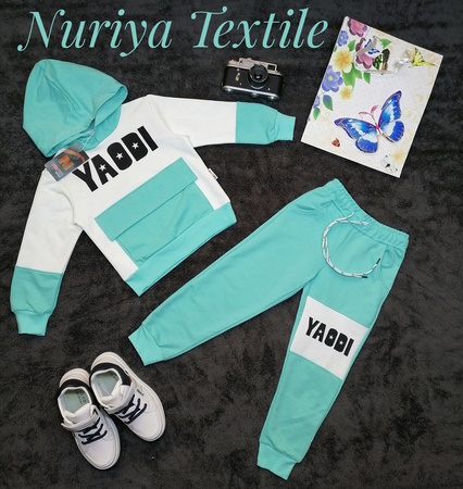 Спортивный костюм