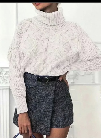 Трикотажные, вязаные кофточки.