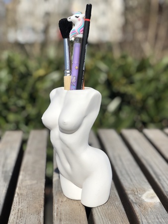 Кашпо декоративное / Органайзер / Подарок статуэтка для декора из гипса