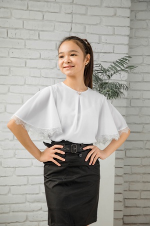 Школьная подростковая блузка