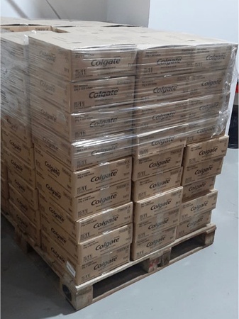 معجون أسنان كولجيت