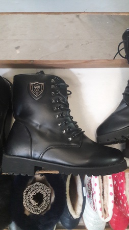 Женские зимние сапоги