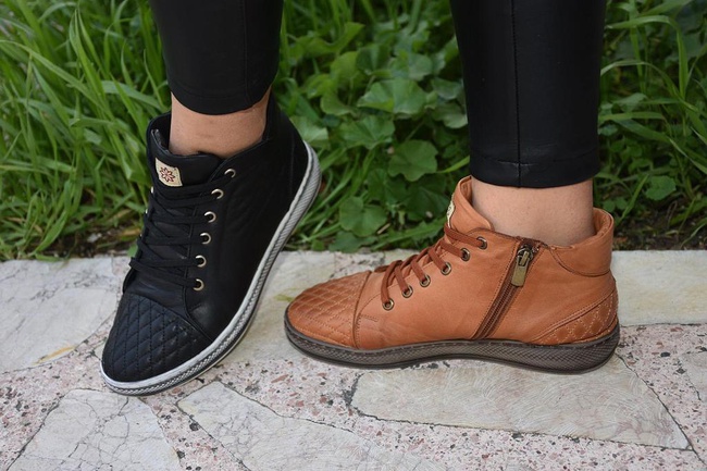 Кроссовки и кеды