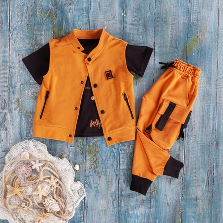 Спортивный костюм