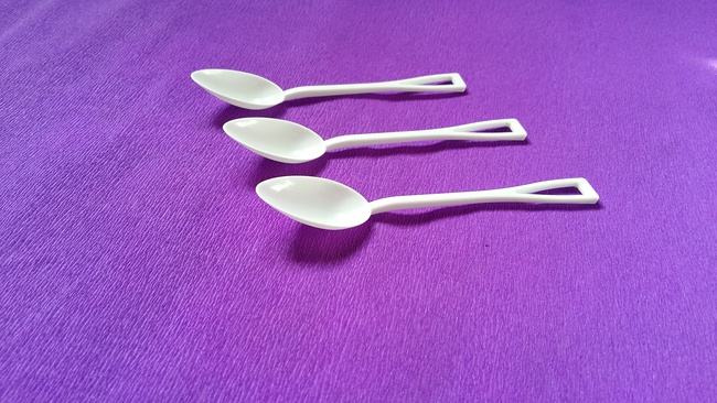 Одноразовая чайная ложка с маркировкой "GornovGroup.ru"