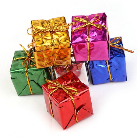 Елочное украшение "Подарочные коробки"