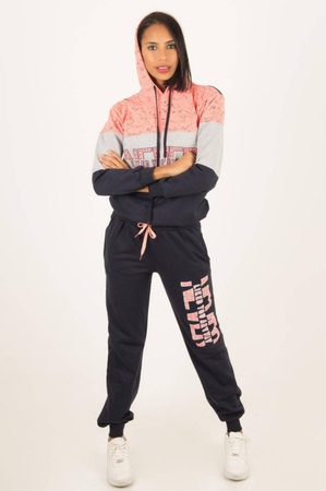 bayan spor takim/ sport complete