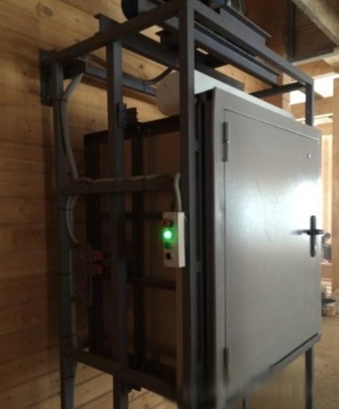 Üreticiden restoranlar için yük asansörleri