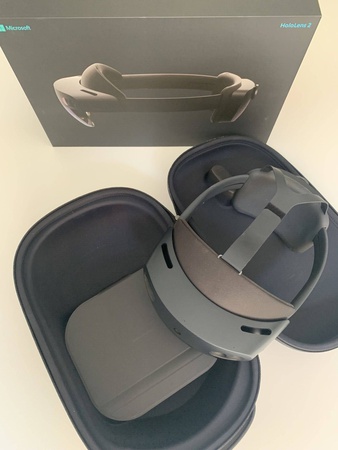 Гарнитура виртуальной реальности Microsoft HoloLens 2 Smart Glasses