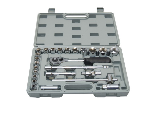 Наборы инструментов в ассортименте