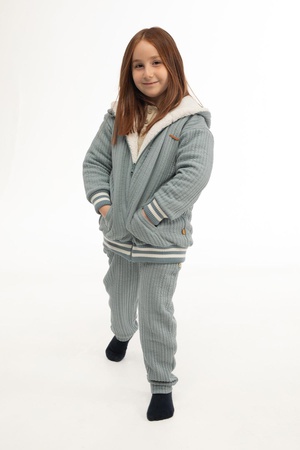 Kapitone kapüşonlu krep ceket