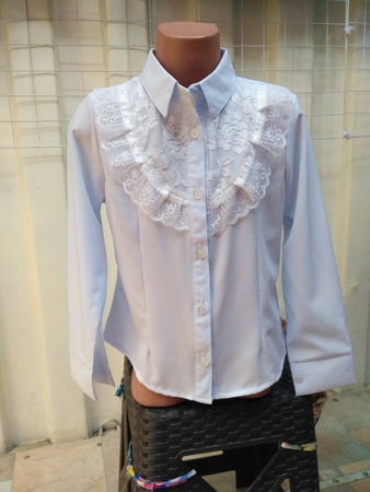 Kızlar için okul bluzları