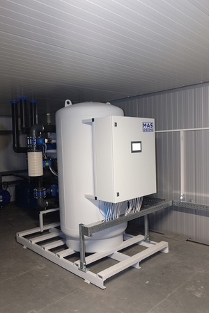 CO2 scrubber (carbon dioxide adsorber)