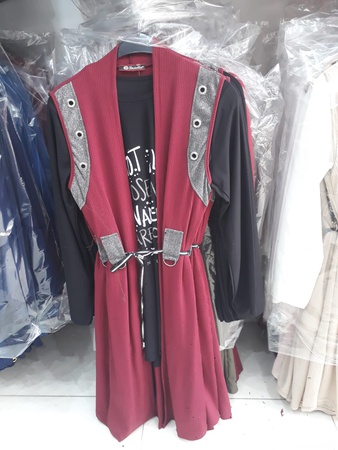 Uzun ve orta boy kadın islami giyim elbisr