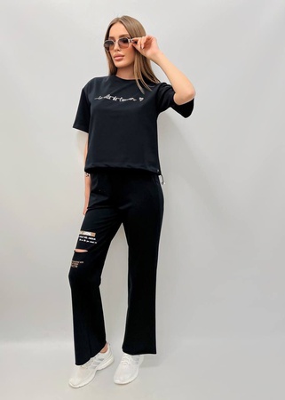 Костюм с брюками и футболкой  спортивный летний