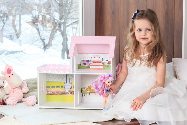 Dollhouse "Mini" with a balcony